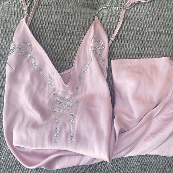 Victoria’s Secret Twinkle Crystal Bows Satin Open Back Slip Chalk Rose Dress S - Picture 4 of 6